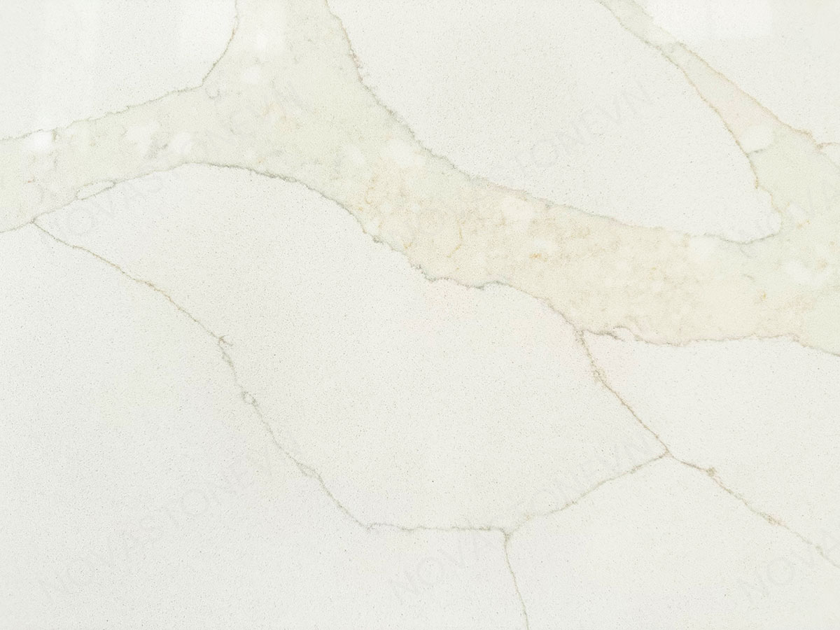 NV1041 feels quiet — a clean white canvas with fluid movement. But when viewed under natural light or from different angles, a subtle character begins to emerge: delicate golden shadow veins hidden inside the larger pattern, almost like soft metallic threads flowing beneath the surface.