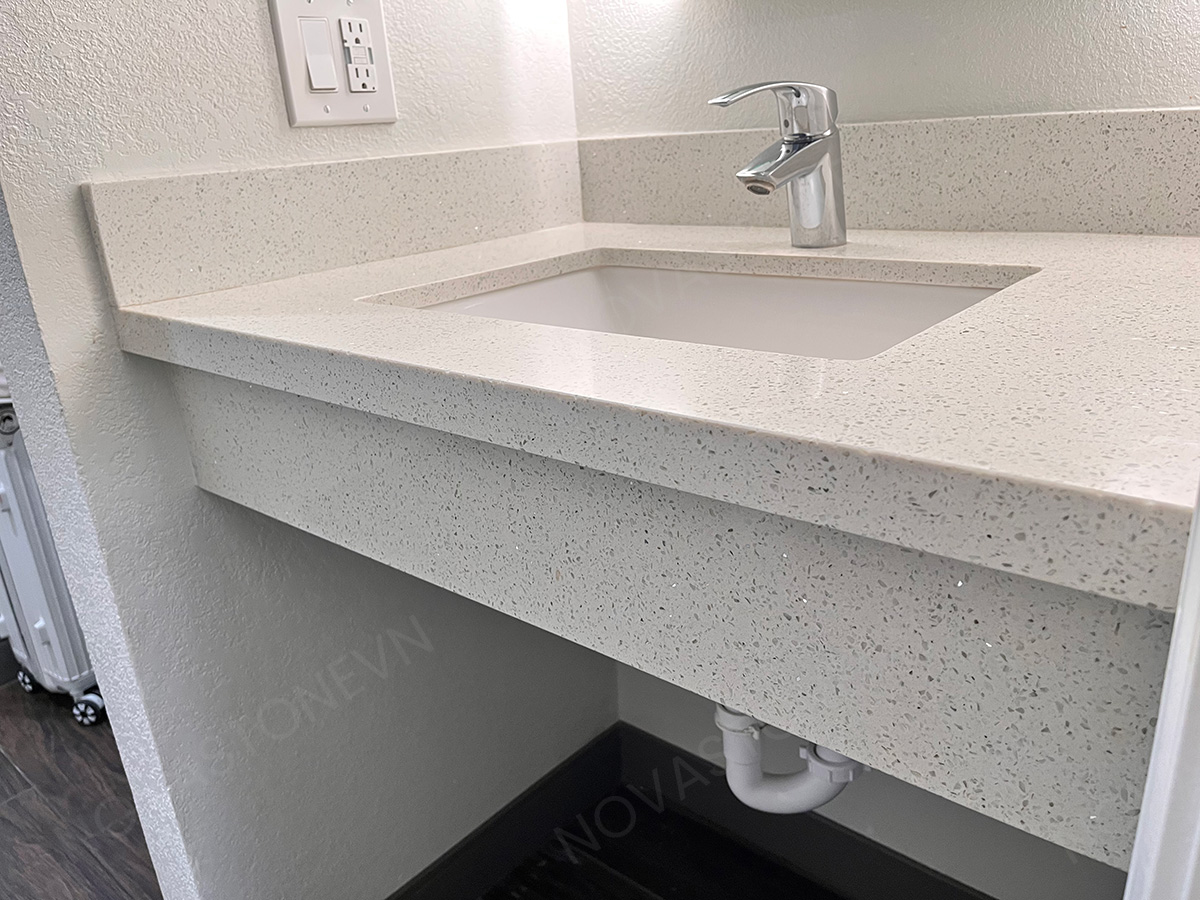 nv381-hotel-quartz-vanity-top