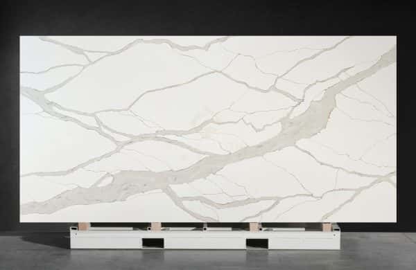 NV894 Thickness 2cm 3cm Customized White Calacatta Gold Quartz Big Slabs