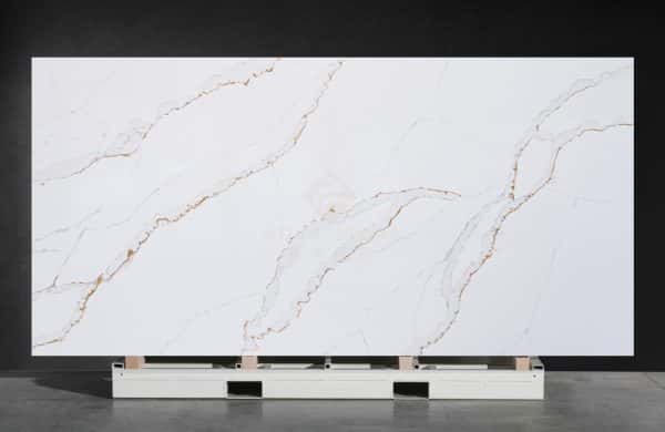 NV912 Luxury Wear Resistant Wall Floor Decoration Calacatta Gold Quartz Stone Slab