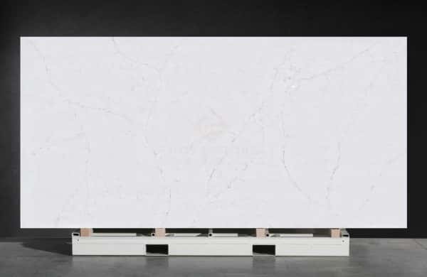 NV722 Medical Building Hospitals Use Carrara White Custom Size Quartz Counter Top Slab