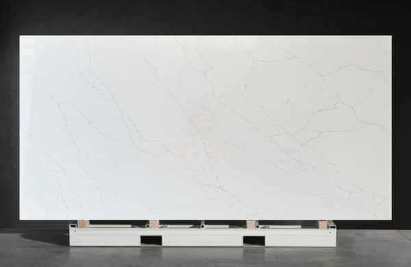 NV804 Cut To Size Carrara White Quartz Countertops Slab With Super Light Veins
