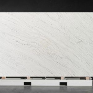 NV1026 Heat Resistant Wood Grain Jumbo Quartz Stone Slab for Kitchen Island Countertop