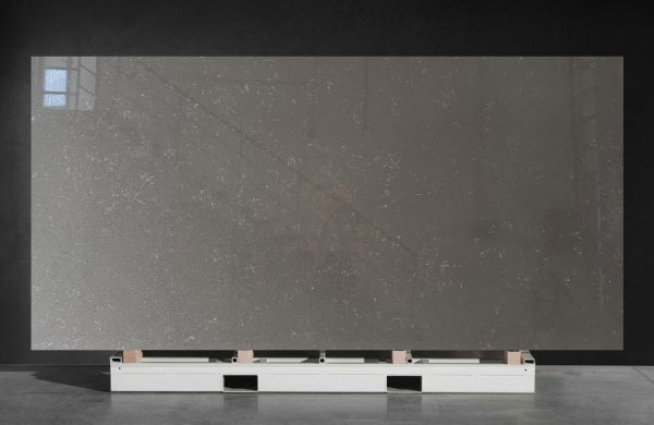 NV740 Glass Sparkle Particle Deep Gray Quartz Stone Slab With Frost White Vein